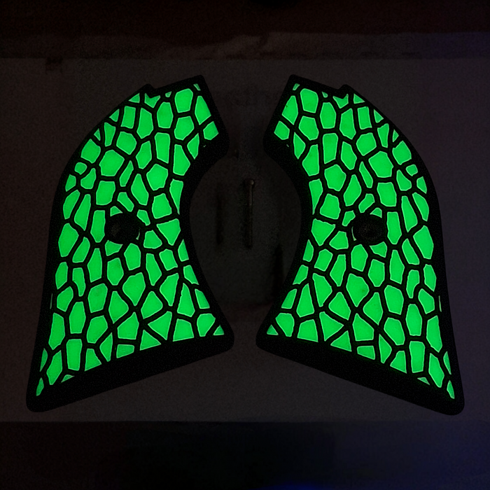 Glow in the Dark & Black Reptile Printed Heritage Rough Rider Grips