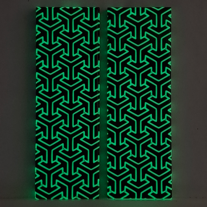 Glow in the Dark Tritessel Patterned Pearl Scale Sets