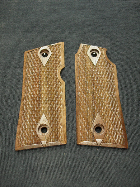 Walnut Double Diamond Checkered Colt Mustang Pocketlite Grips