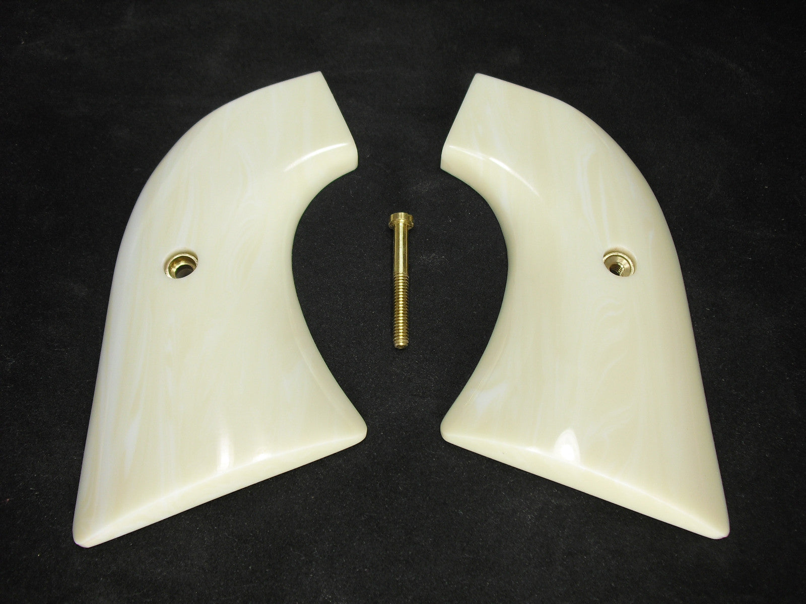 PMGNC Faux Ivory Grips For Ruger Wrangler, Super Wrangler, New Vaquero Birdshead – Polymer/Wood