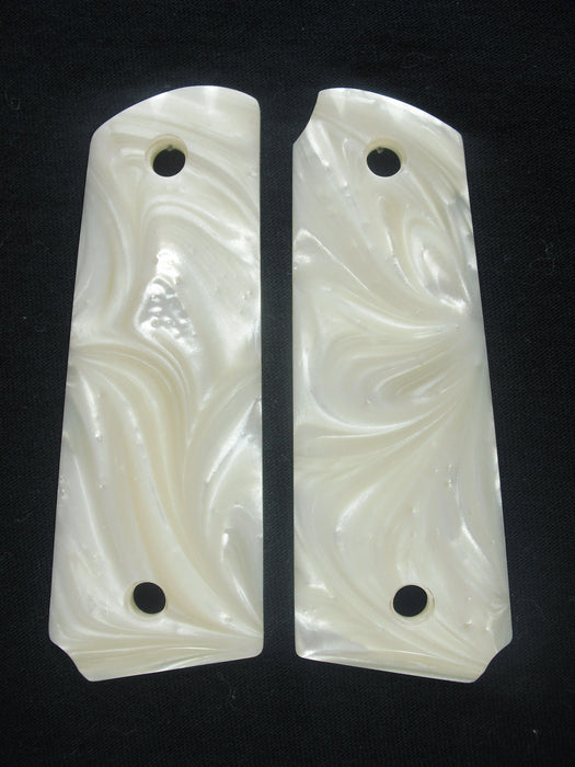 Pearl Ruger Mark III 22/45 Grips