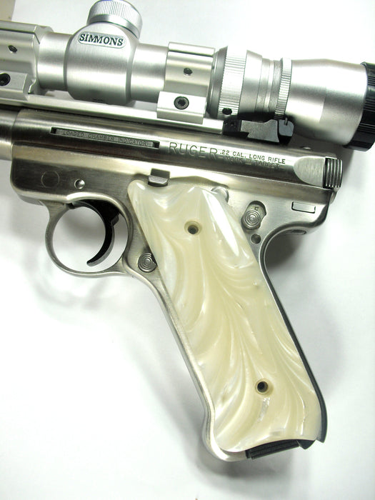Pearl Ruger Mark II/III Grips