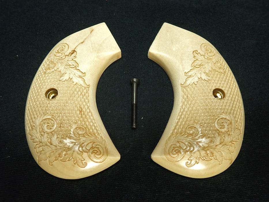 Maple Checkered Floral Ruger Vaquero Birdshead Grips
